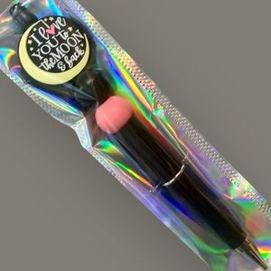 I Love You To the Moon & Back beaded pen in yellow, black, & pink.